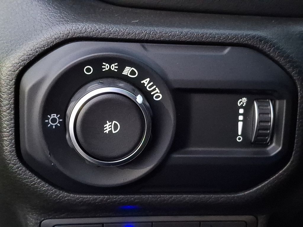 Thumbnail: 2023 Jeep Wrangler - 22