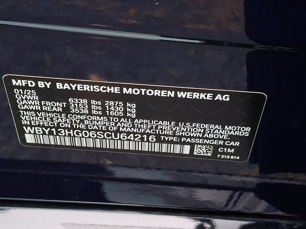 Thumbnail: 2025 BMW i5 - 26