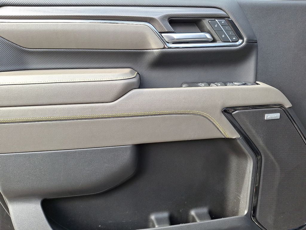 Thumbnail: 2024 Chevrolet Silverado 2500 - 9