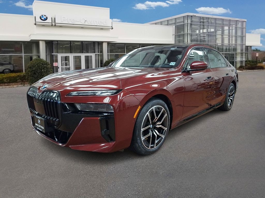 Used 2024 BMW 740i xDrive Sedan