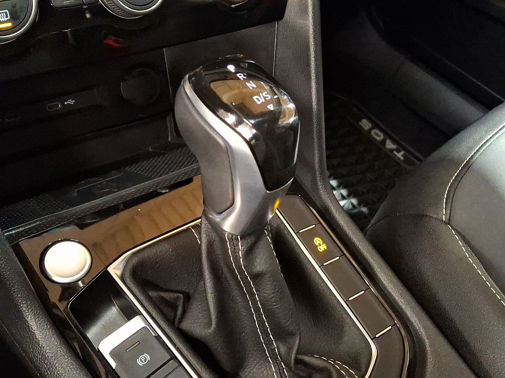 Thumbnail: 2024 Volkswagen Taos - 14