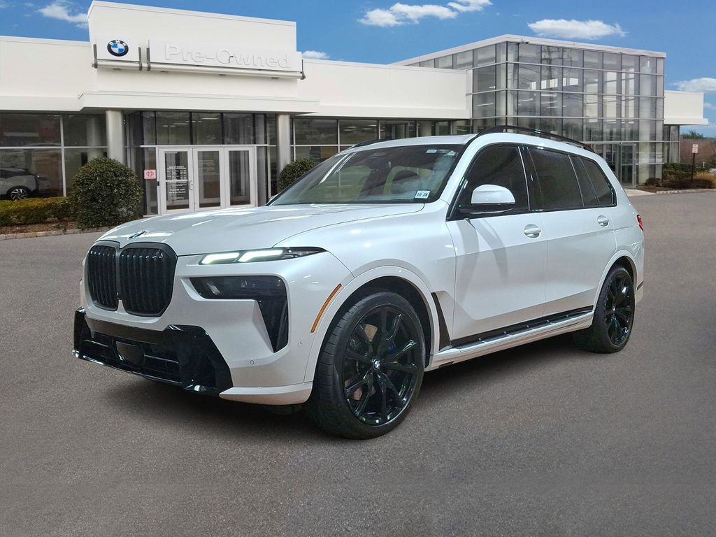 2024 BMW X7 40i's photo