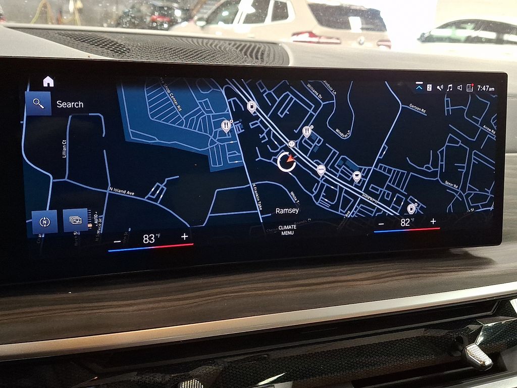 Thumbnail: 2023 BMW X7 - 14