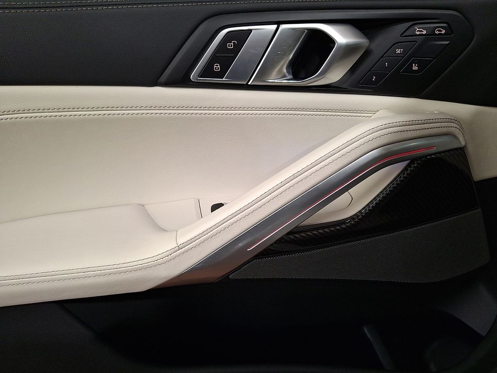 Thumbnail: 2024 BMW X6 - 8