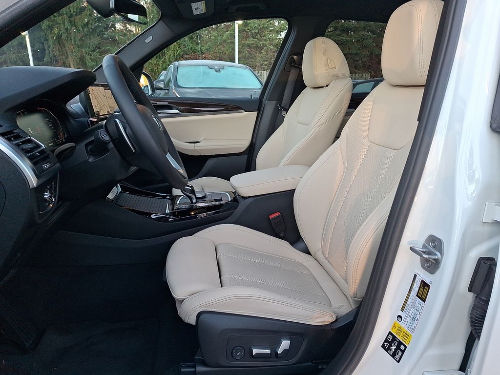 Thumbnail: 2024 BMW X3 - 9