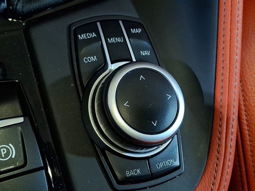 Thumbnail: 2022 BMW X2 - 21