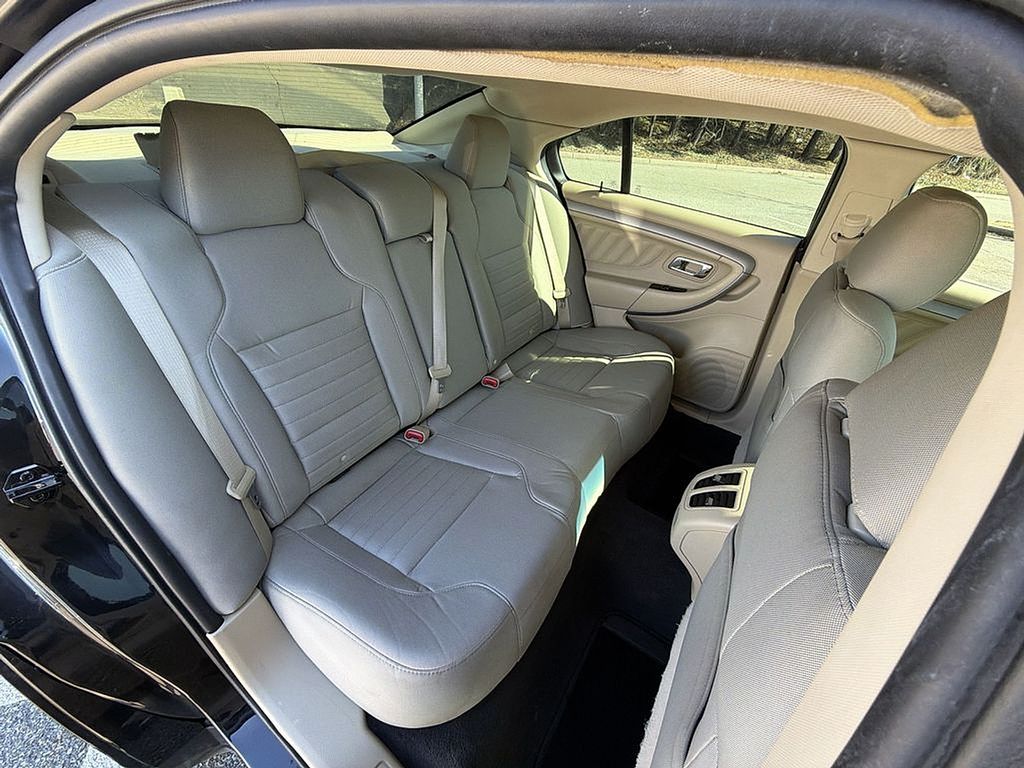 Thumbnail: 2019 Ford Taurus - 21