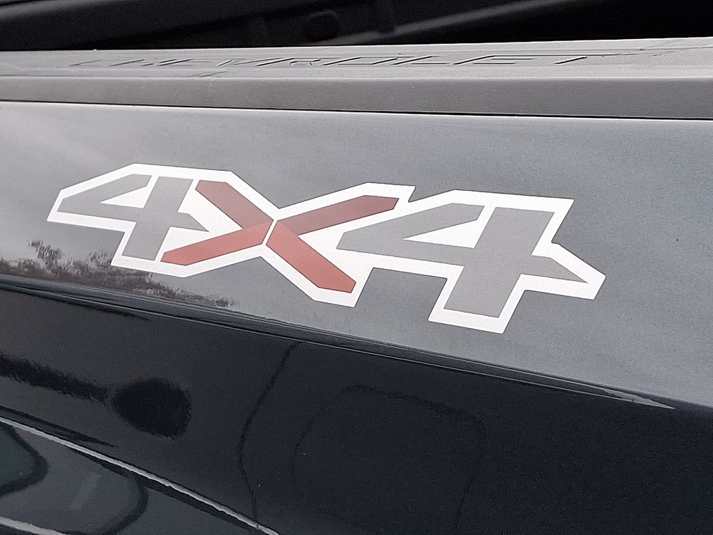 Thumbnail: 2019 Chevrolet Silverado 1500 - 25