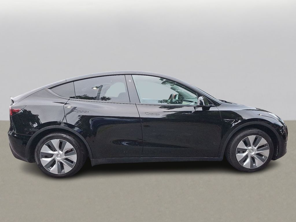 Thumbnail: 2021 Tesla Model Y - 4