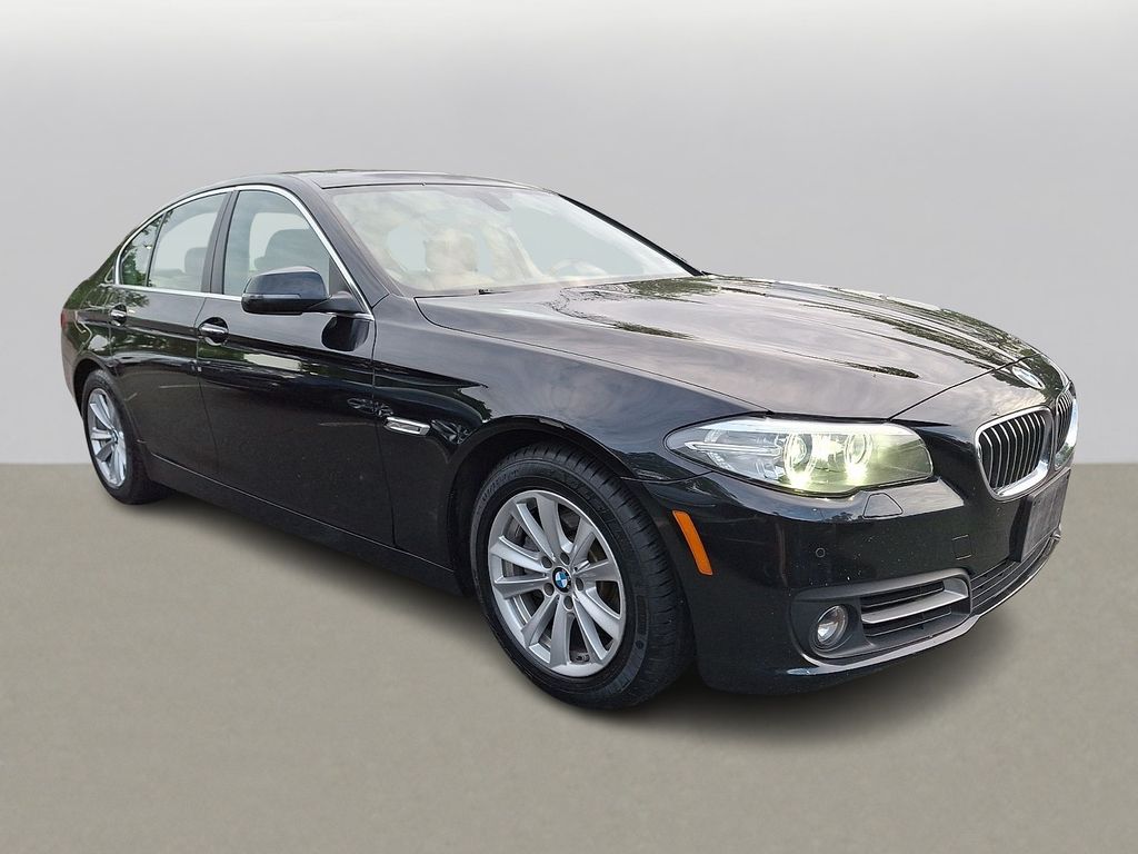 Thumbnail: 2015 BMW 5 Series - 3