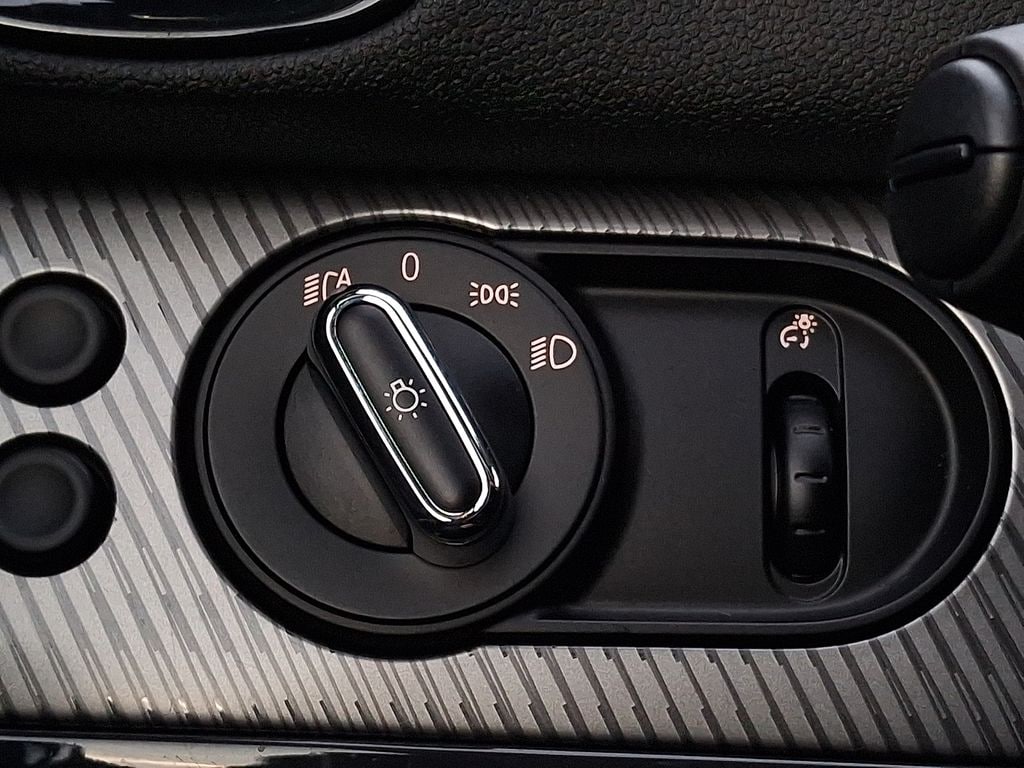 Thumbnail: 2023 MINI Cooper Countryman - 21