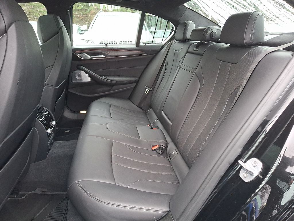 Thumbnail: 2019 BMW M5 - 7