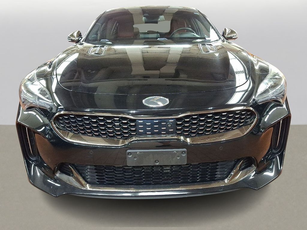 Thumbnail: 2019 Kia Stinger - 2