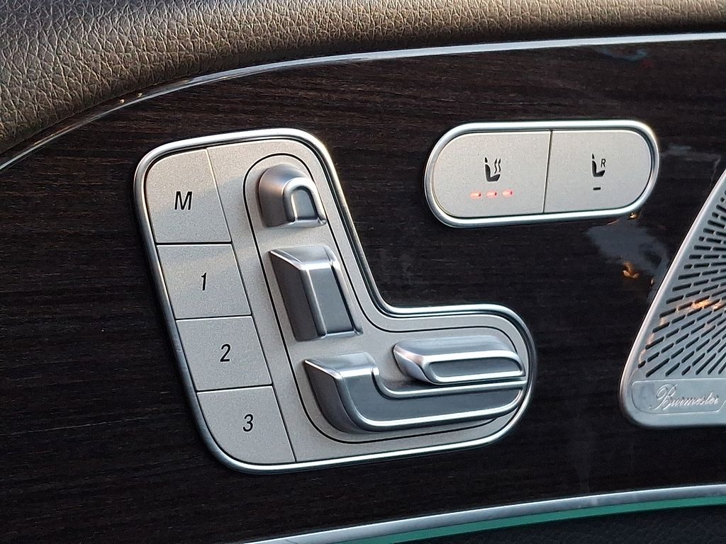 Thumbnail: 2022 Mercedes-Benz GLE - 24