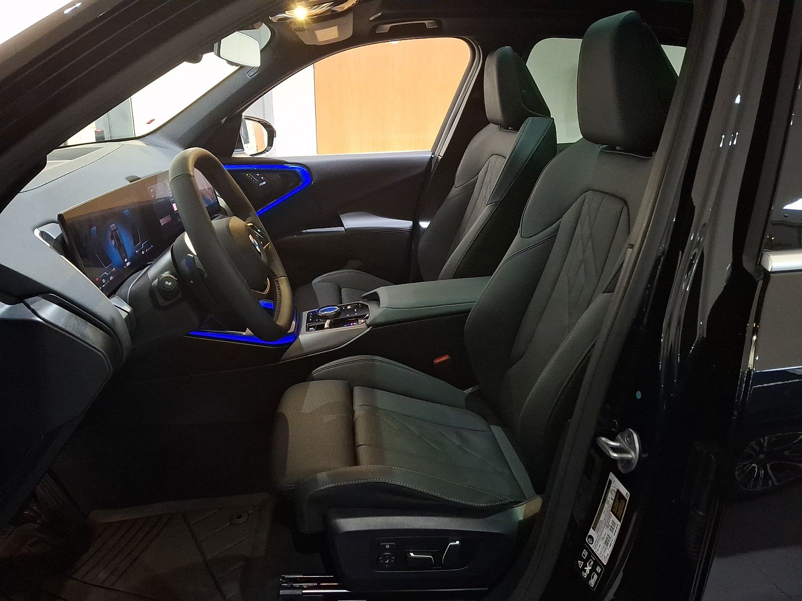 Thumbnail: 2025 BMW X3 - 10