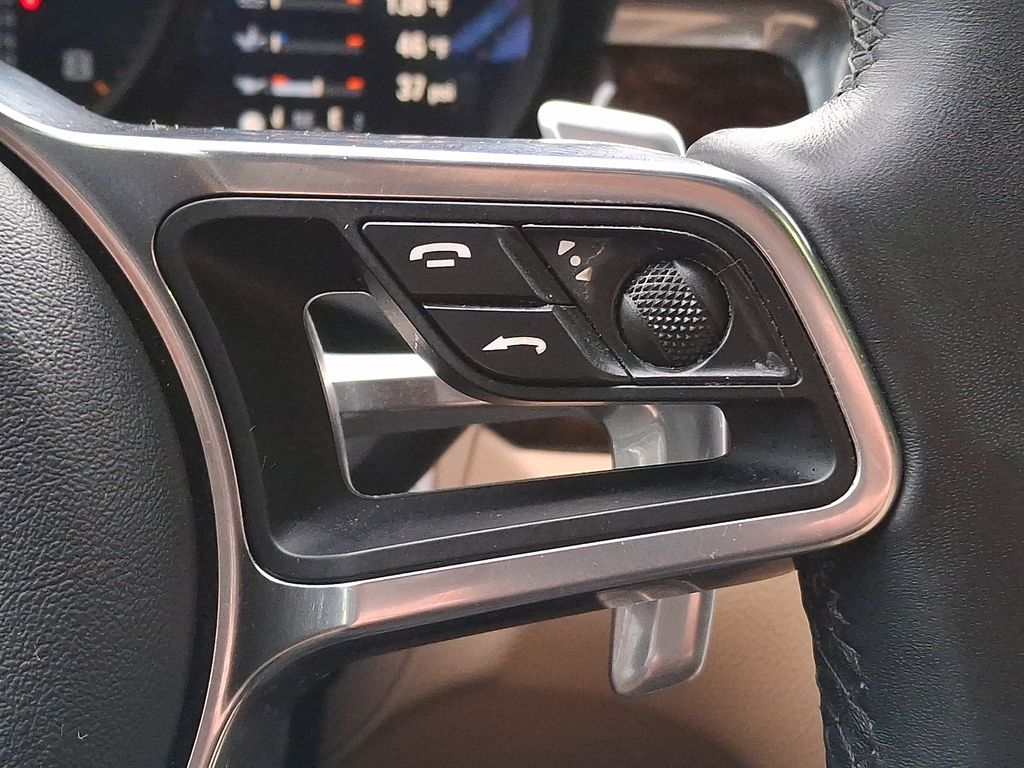 Thumbnail: 2019 Porsche Macan - 17