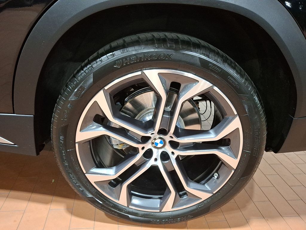 Thumbnail: 2023 BMW X6 - 7