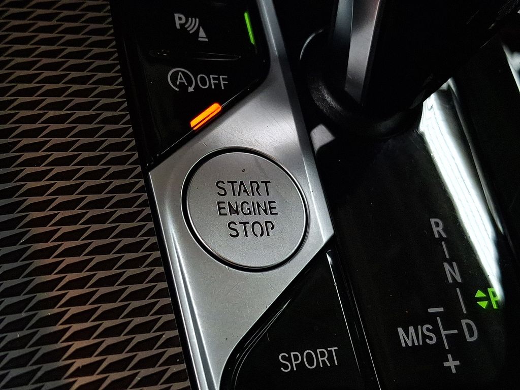 Thumbnail: 2023 BMW X5 - 20