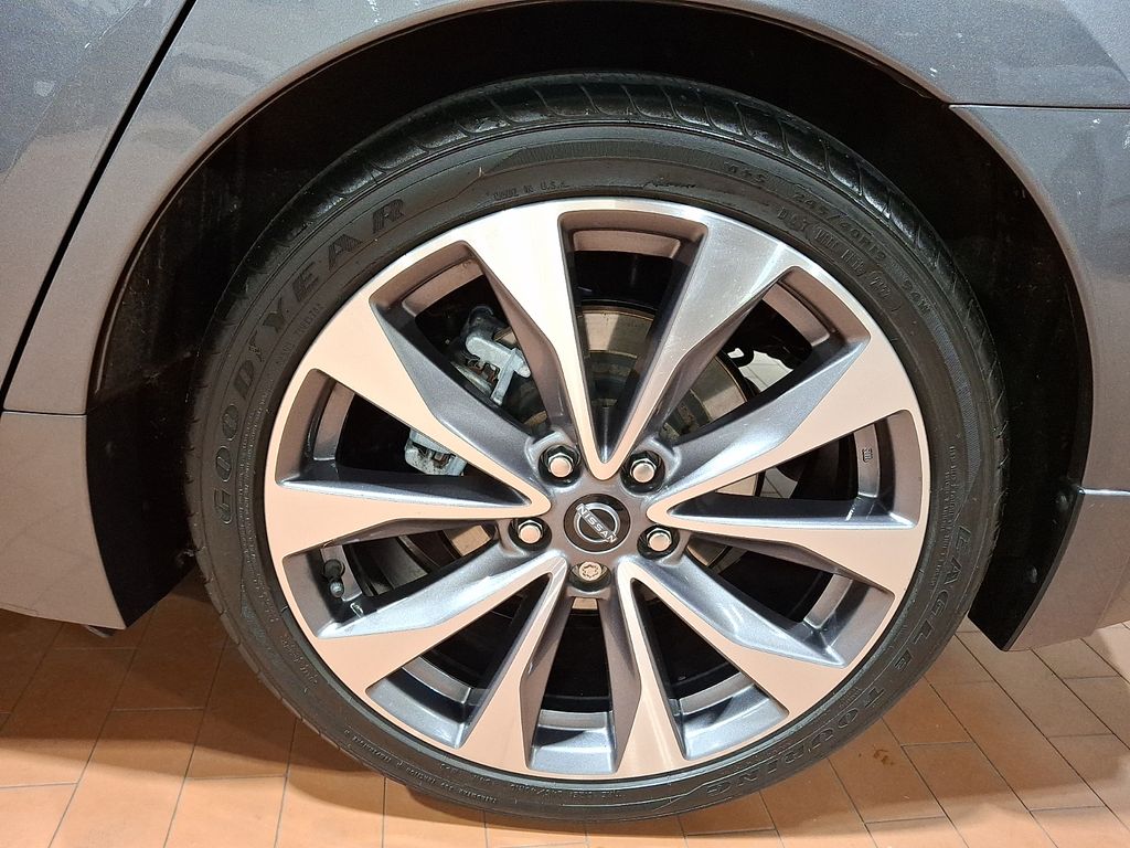 Thumbnail: 2023 Nissan Maxima - 7