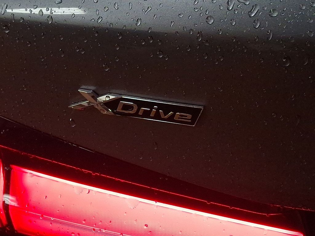 Thumbnail: 2022 BMW 5 Series - 27