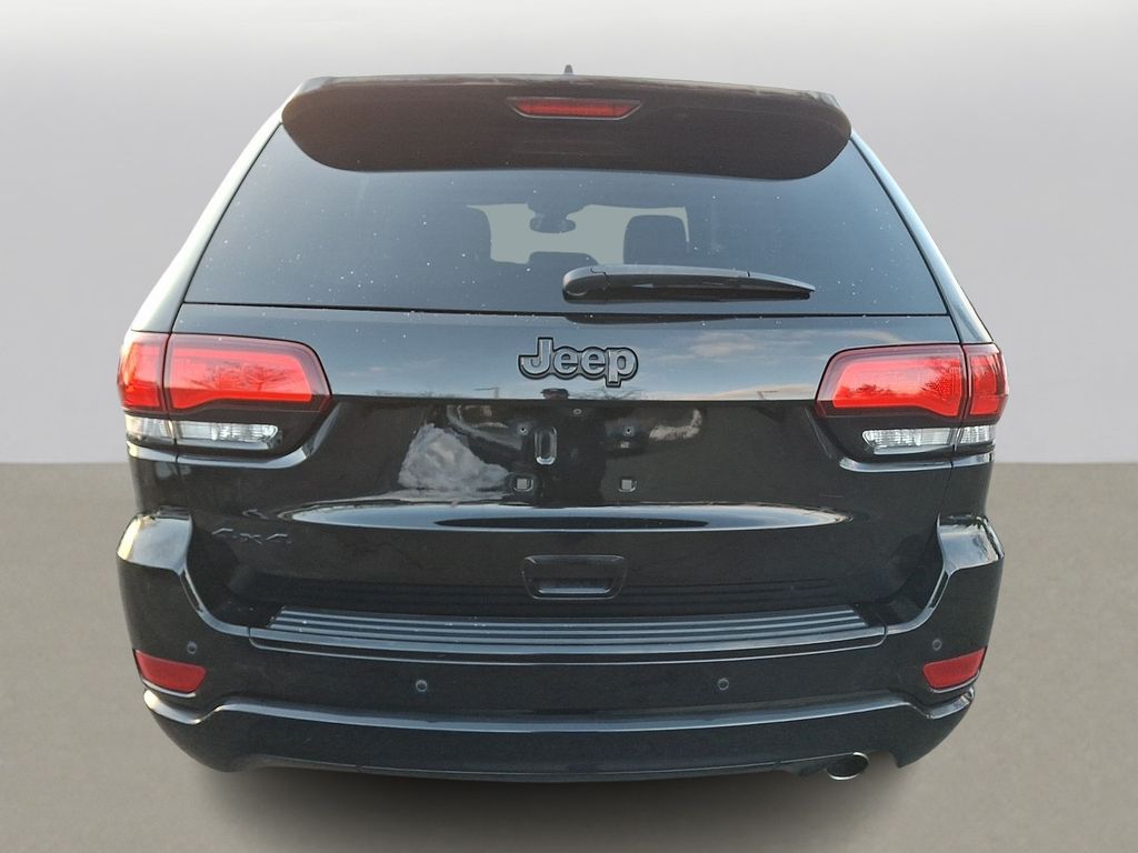 Thumbnail: 2018 Jeep Grand Cherokee - 5