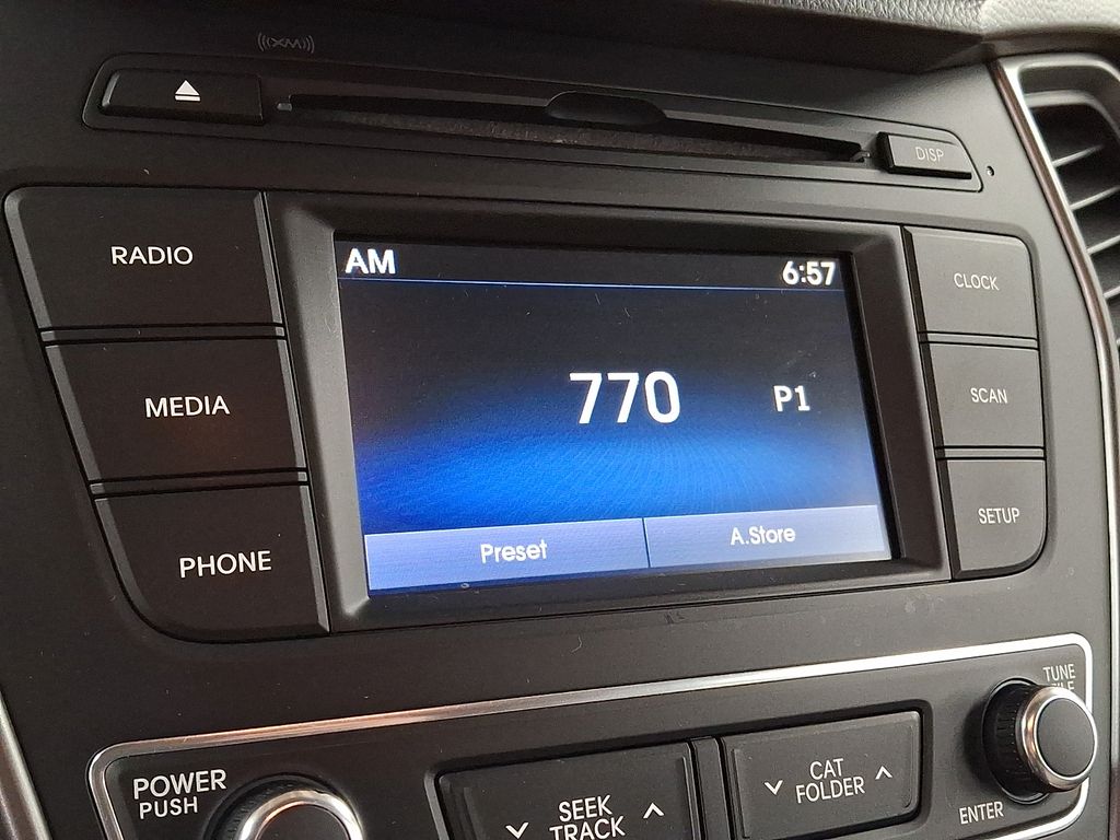 Thumbnail: 2017 Hyundai Santa Fe - 15