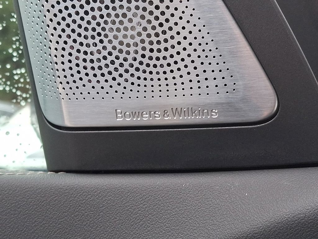 Thumbnail: 2026 BMW X7 - 25