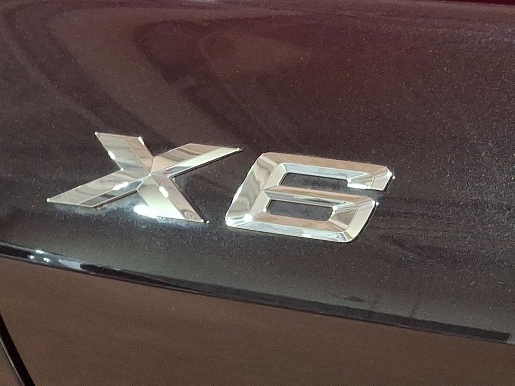 Thumbnail: 2023 BMW X6 - 30