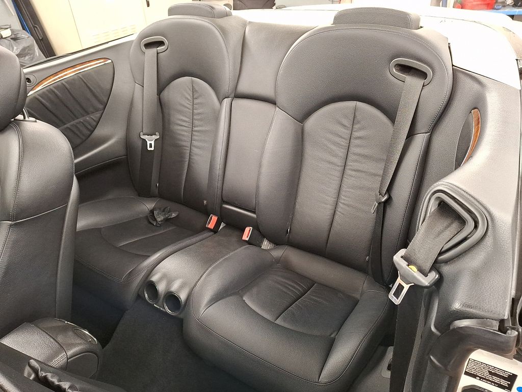 Thumbnail: 2008 Mercedes-Benz CLK - 7