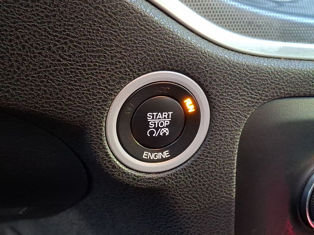 Thumbnail: 2016 Dodge Charger - 17