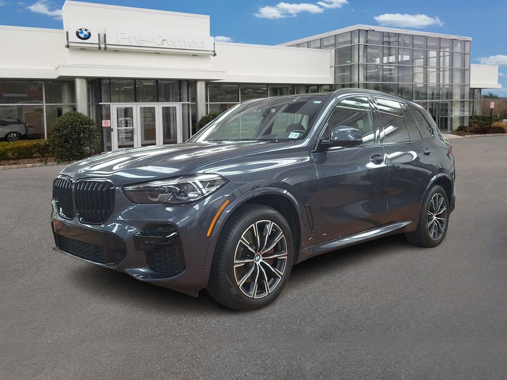 Thumbnail: 2022 BMW X5 - 1