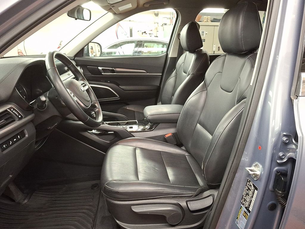 Thumbnail: 2021 Kia Telluride - 11