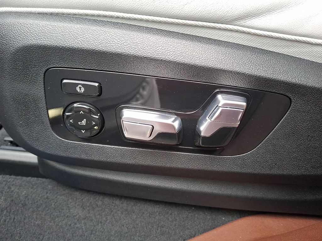 Thumbnail: 2024 BMW XM - 10