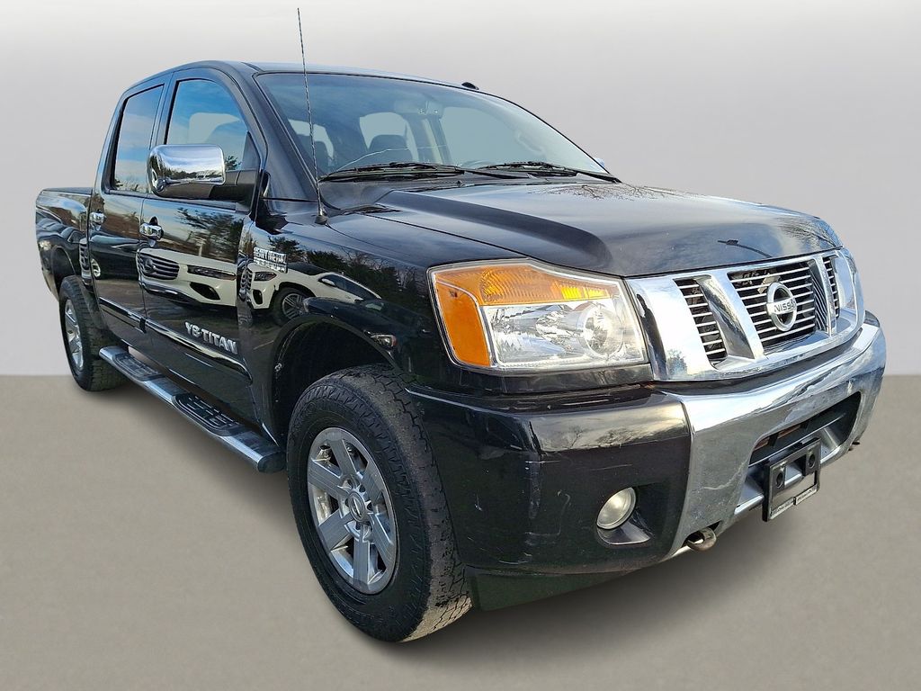 Thumbnail: 2014 Nissan Titan - 3