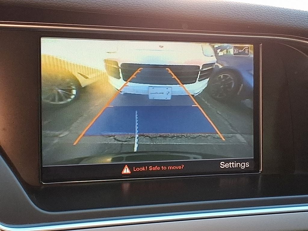 Thumbnail: 2015 Audi A4 - 15