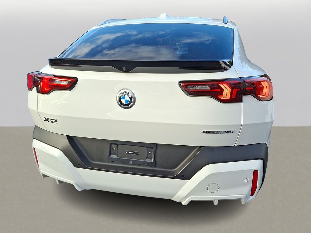 Thumbnail: 2024 BMW X2 - 5