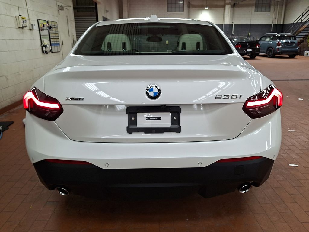 Thumbnail: 2025 BMW 2 Series - 6