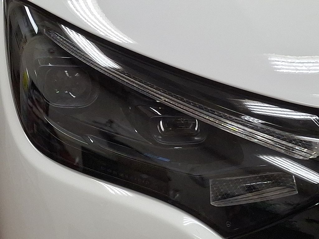 Thumbnail: 2023 Mercedes-Benz EQE - 30