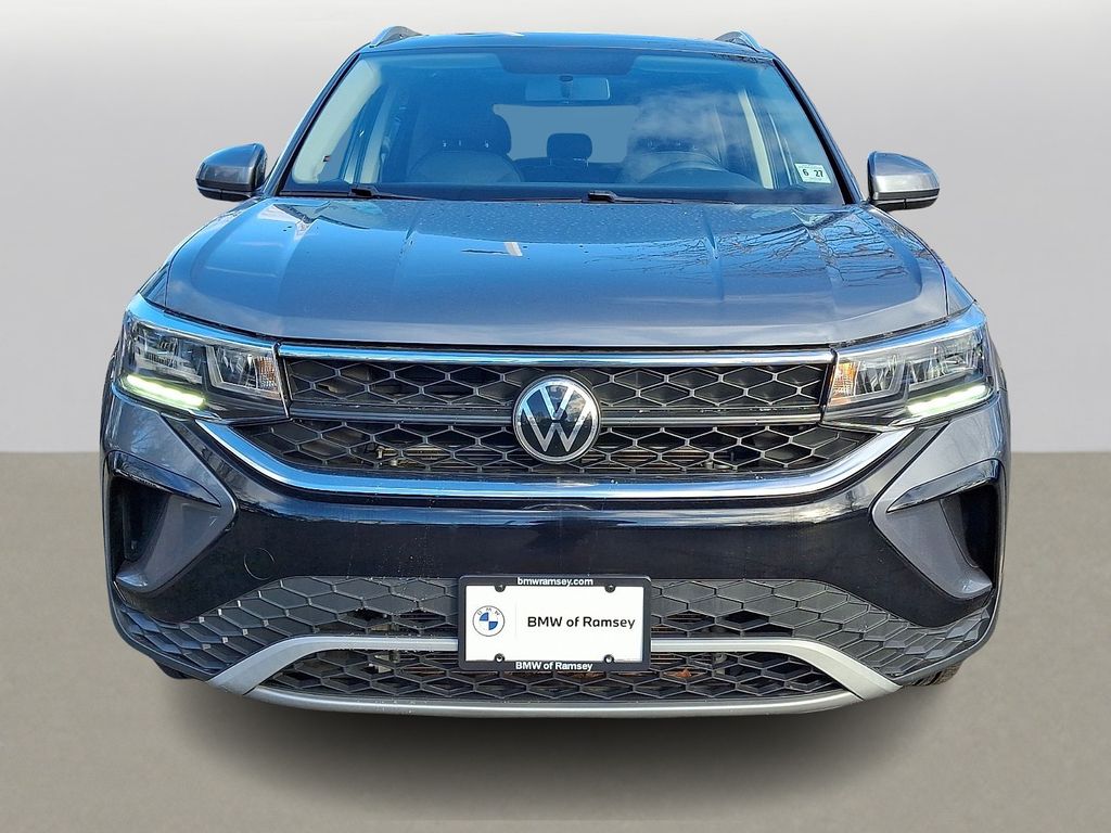 Thumbnail: 2022 Volkswagen Taos - 2