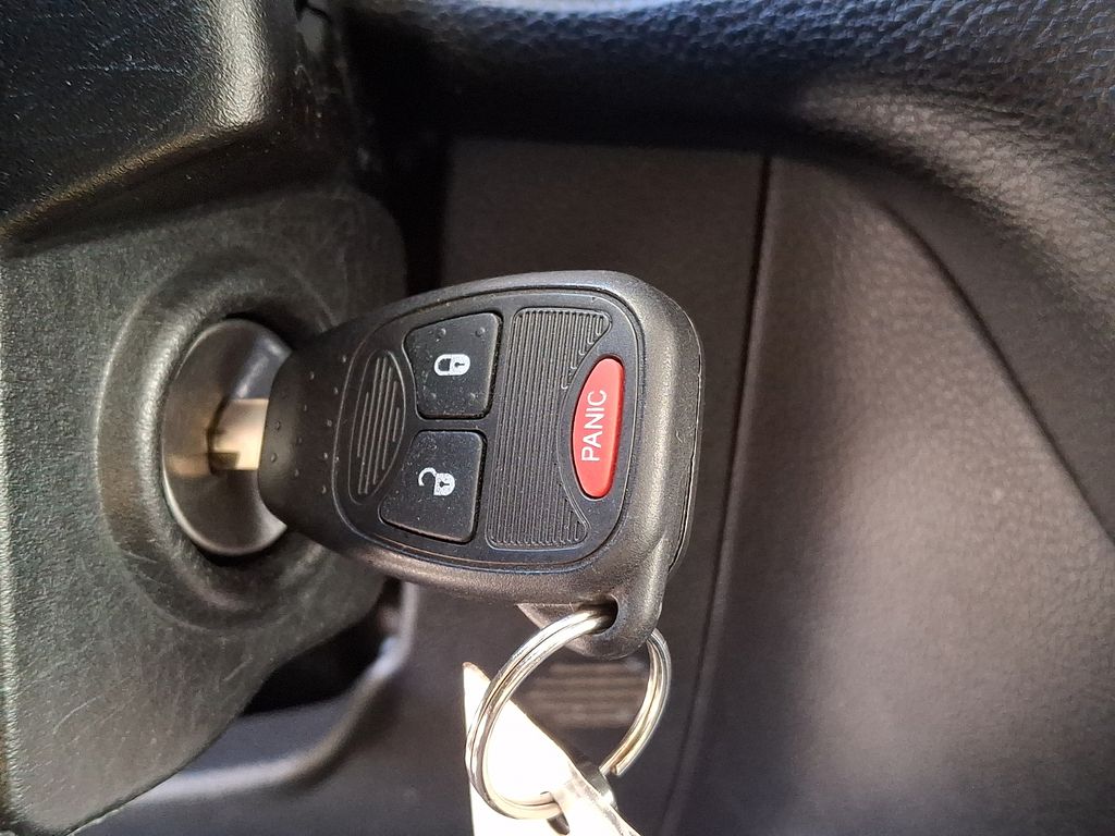 Thumbnail: 2016 Jeep Wrangler - 18