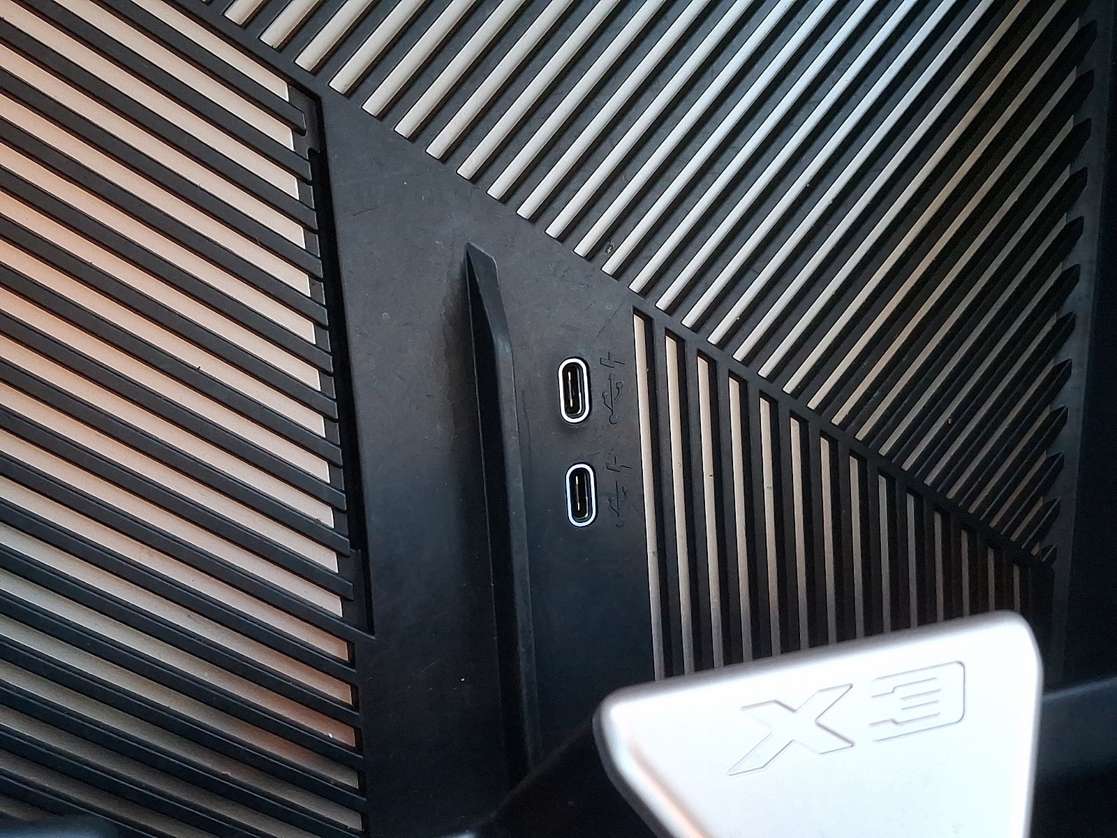 Thumbnail: 2025 BMW X3 - 21