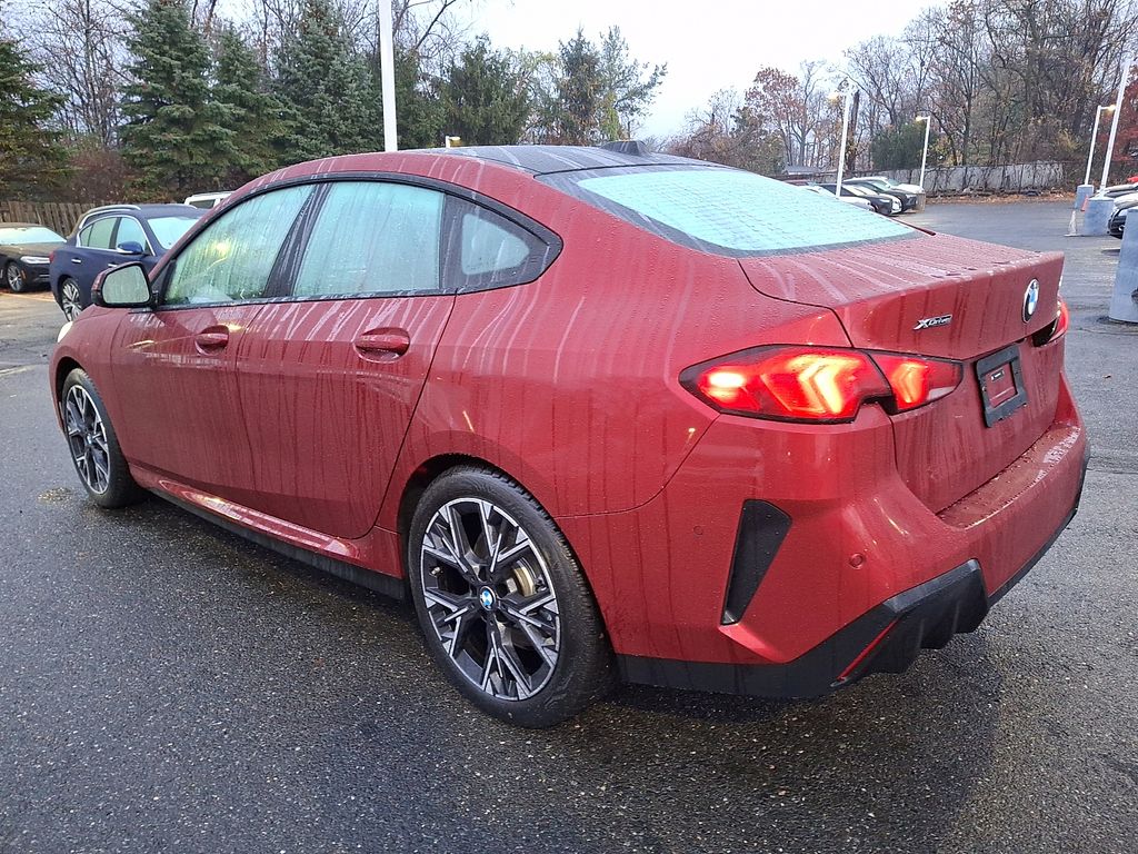 Thumbnail: 2025 BMW 2 Series - 7