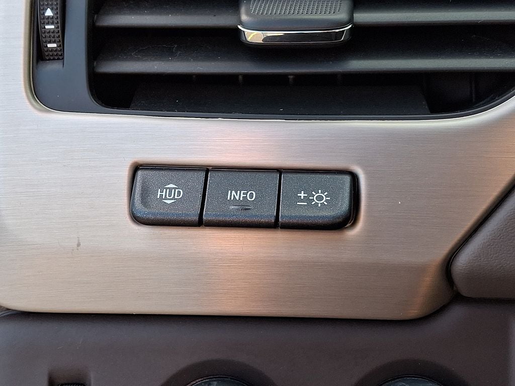 Thumbnail: 2020 GMC Yukon - 24