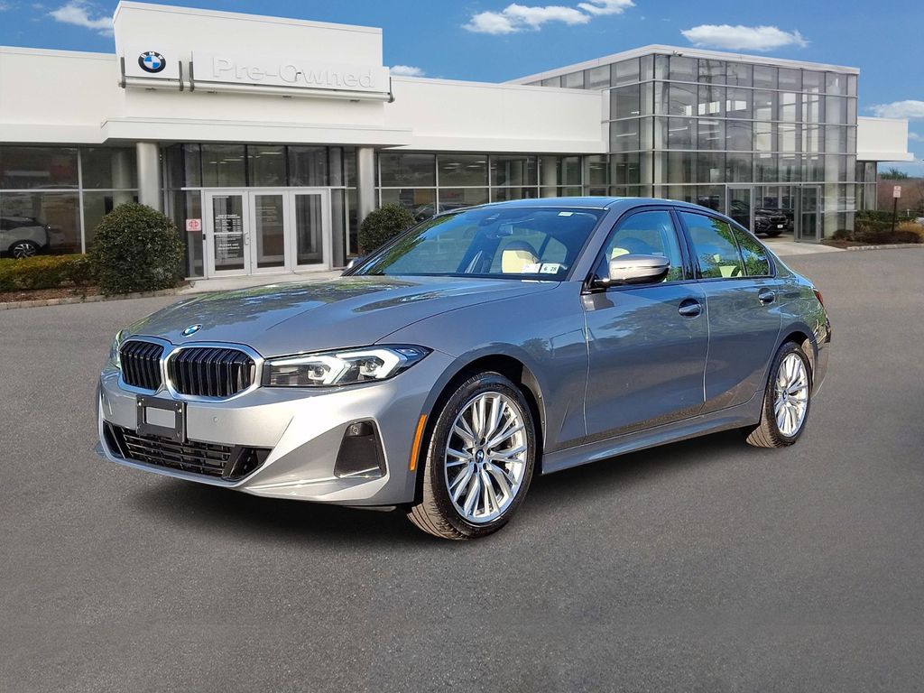 2023 BMW 3 Series 330i xDrive Sedan's photo