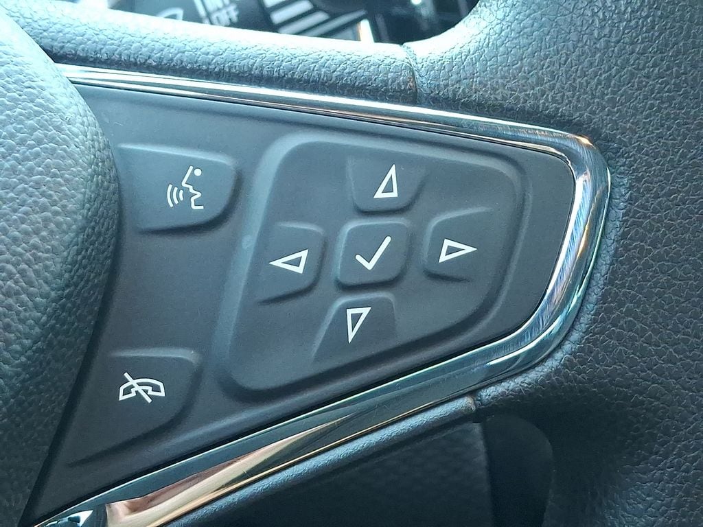 Thumbnail: 2019 Chevrolet Cruze - 19