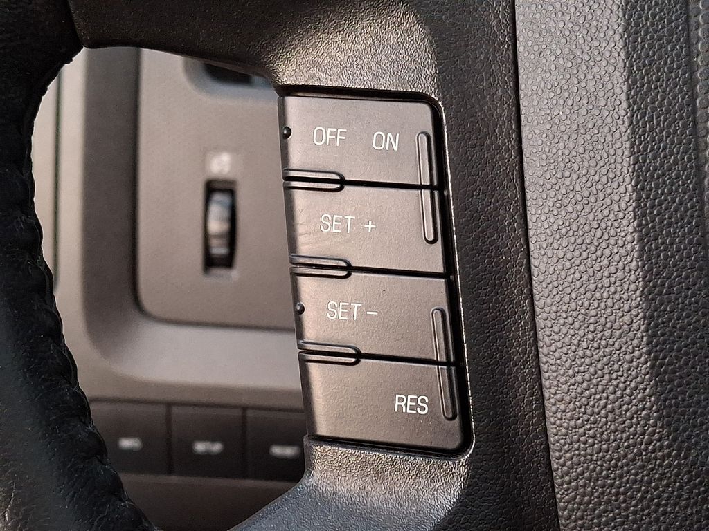 Thumbnail: 2012 Ford Escape - 20