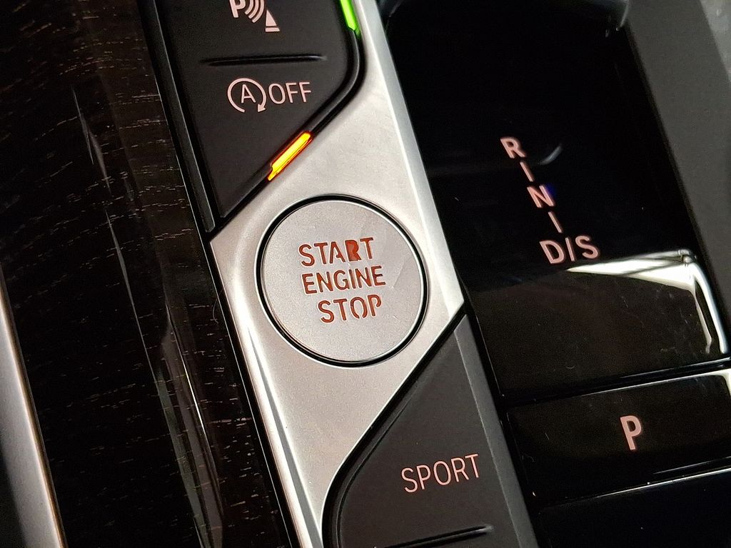 Thumbnail: 2023 BMW 3 Series - 19