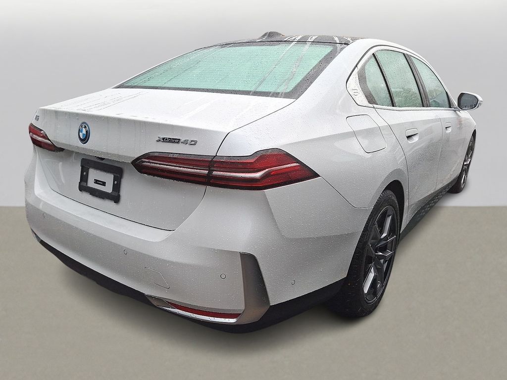 Thumbnail: 2025 BMW i5 - 3