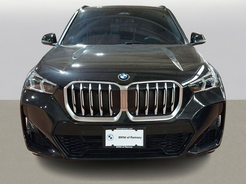 Thumbnail: 2025 BMW X1 - 2