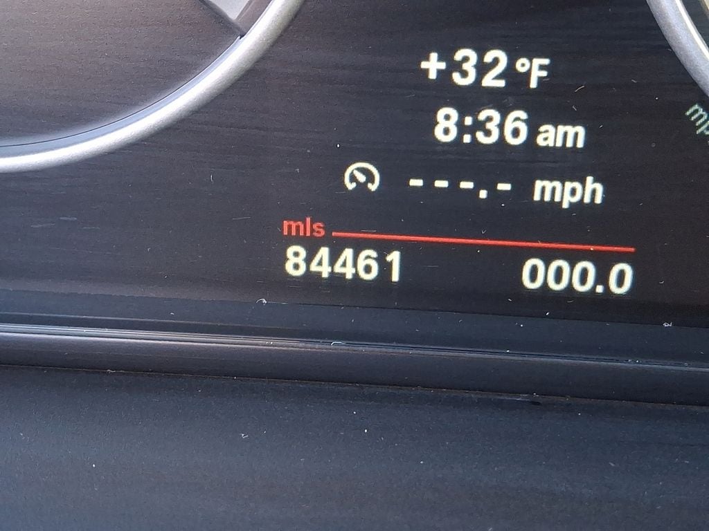 Thumbnail: 2011 BMW 5 Series - 16